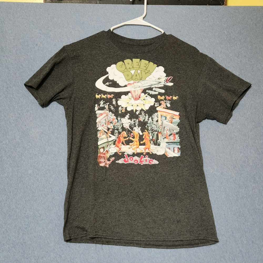 Green Day dookie tee shirt. Size medium.